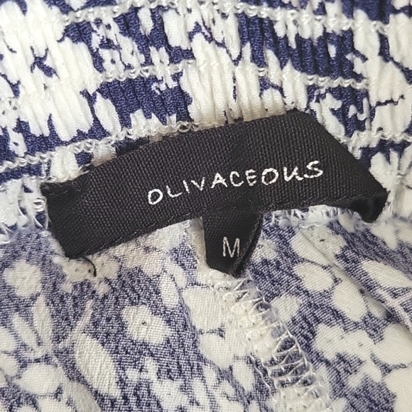 Olivaceous Womens Navy Floral Printed Flare Pants - Size Medium - Picture 7 of 8